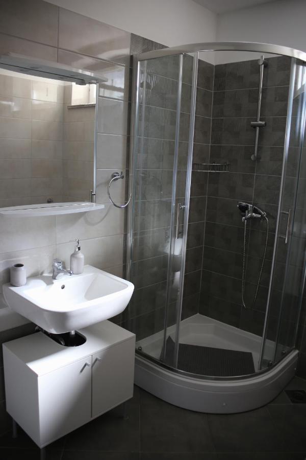 Apartment Nola Porozina المظهر الخارجي الصورة